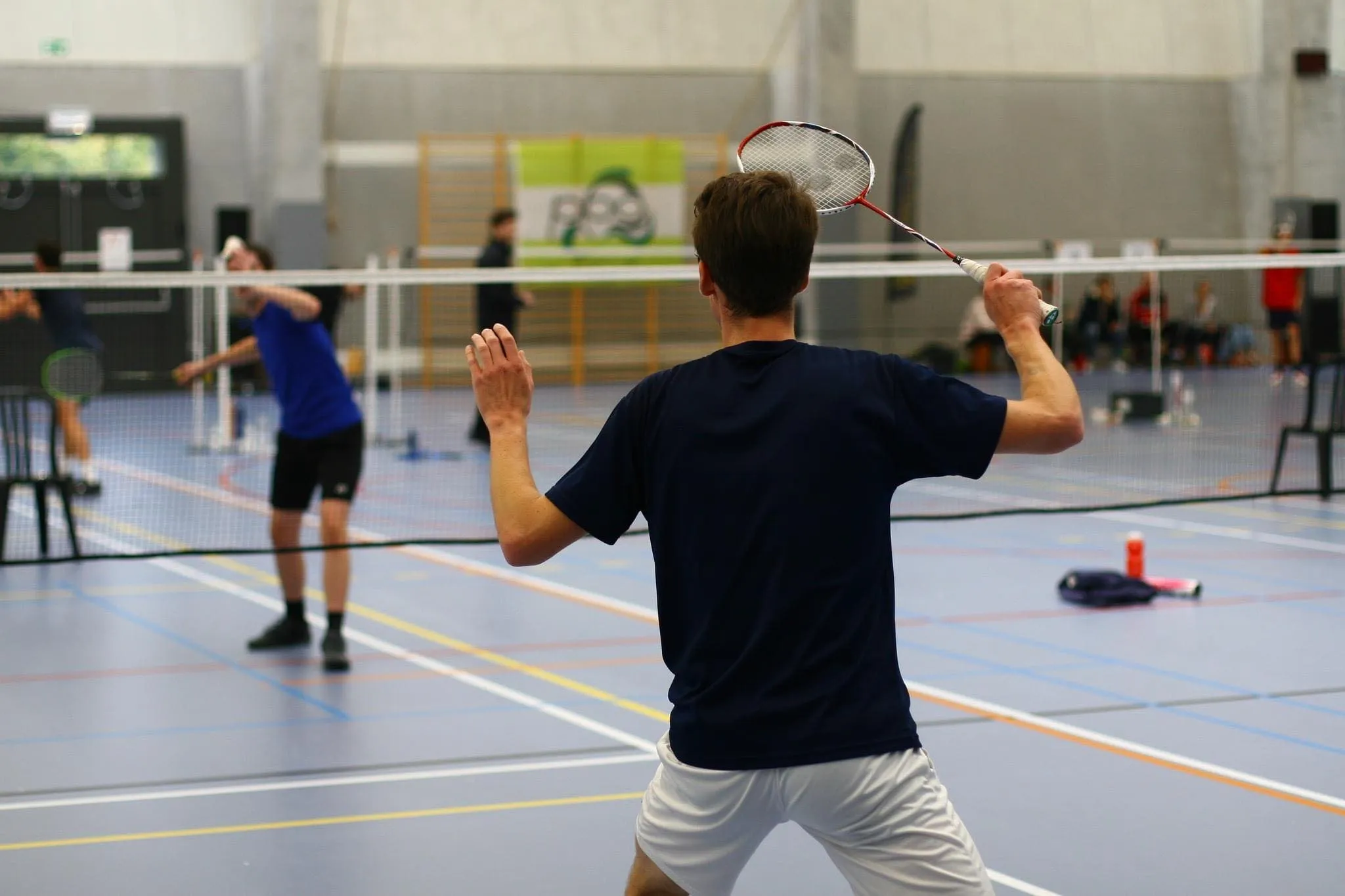 Badmintonwedstrijd van de club in de sporthal